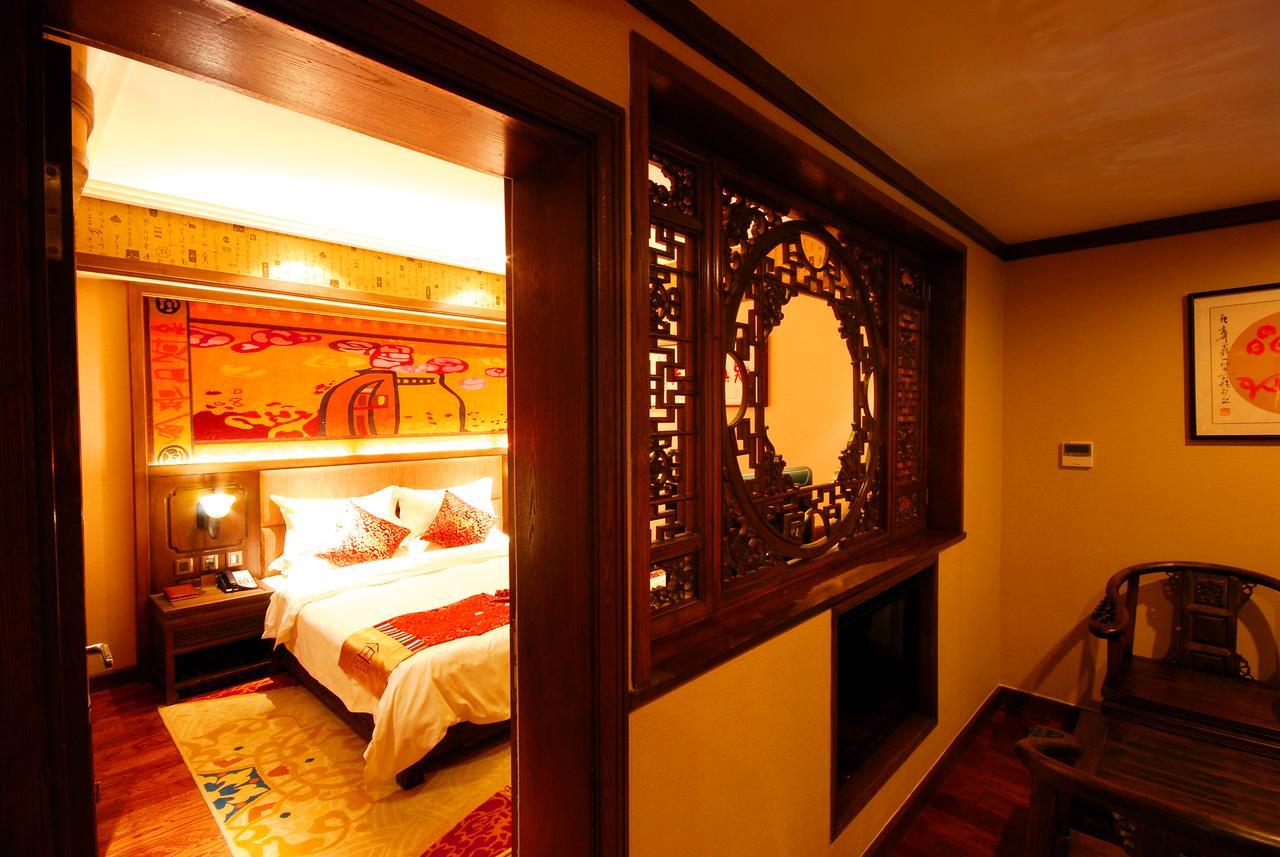 Lijiang Jinfu Hotel Экстерьер фото