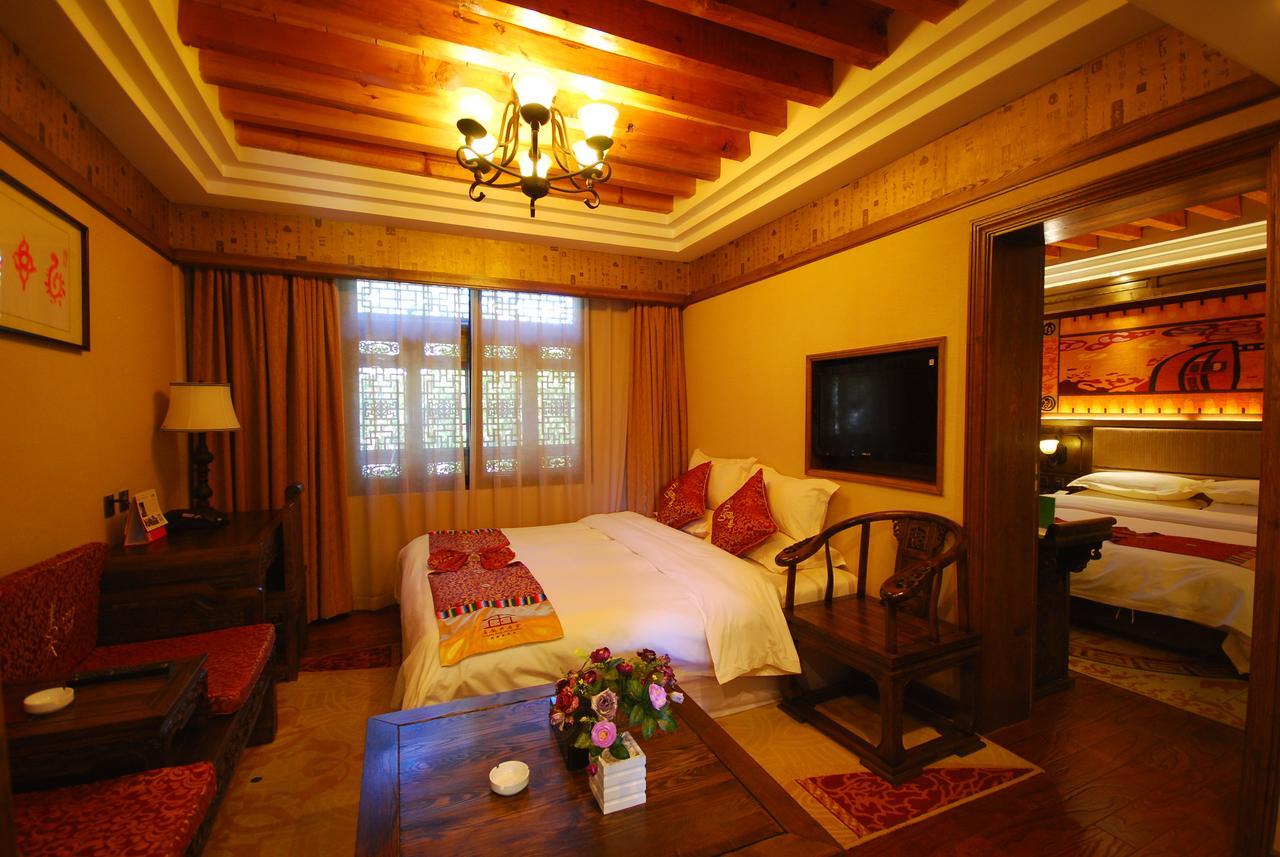 Lijiang Jinfu Hotel Экстерьер фото