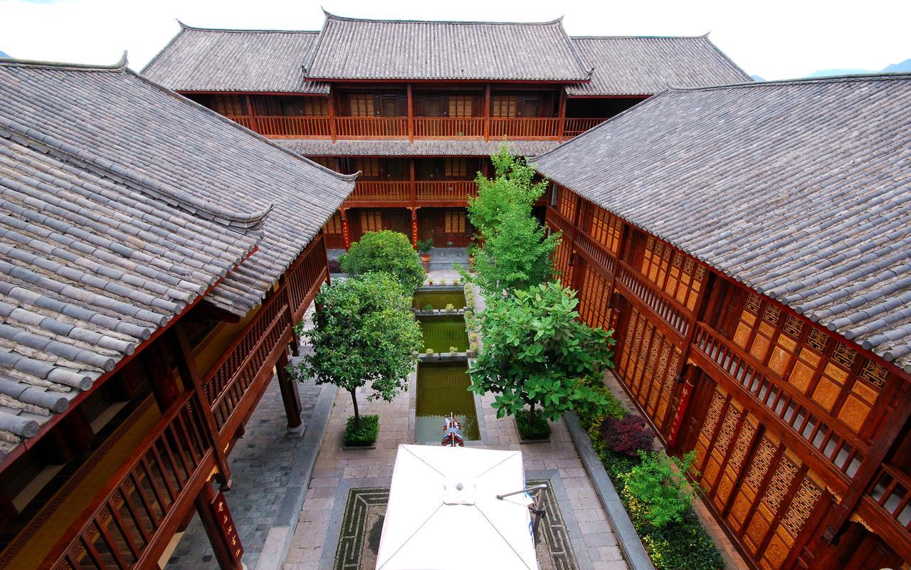 Lijiang Jinfu Hotel Экстерьер фото