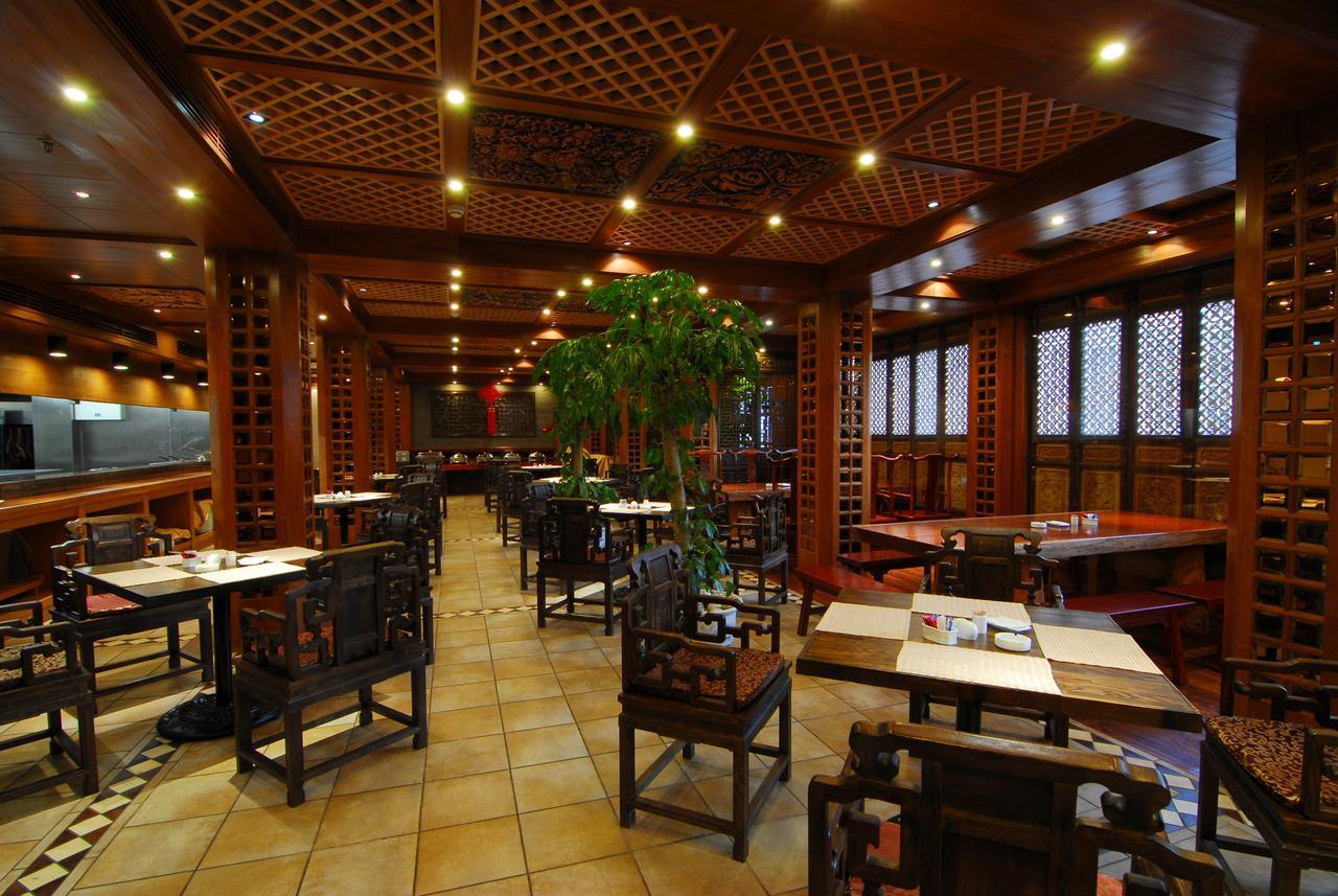 Lijiang Jinfu Hotel Экстерьер фото